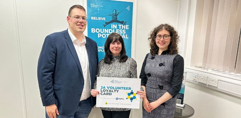 Nick Collins, Joanne Pontee and Alexandra Koyfman holding a sample Loyalty Card at the launch